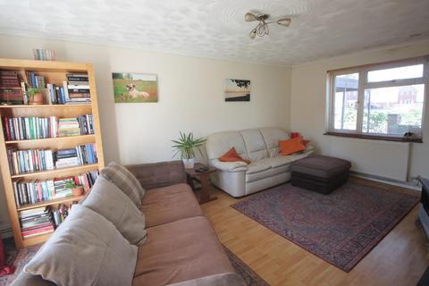 3 bedroom semi-detached house for sale, Grange Road, Netley Abbey, SO31 5FH