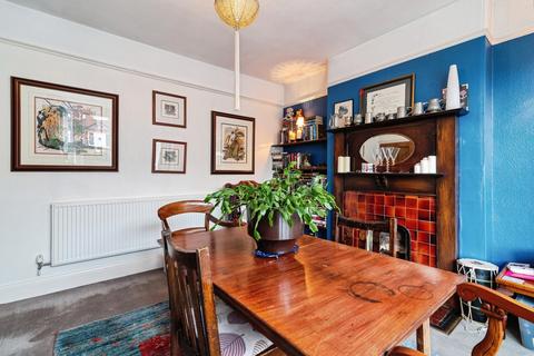 4 bedroom semi-detached house for sale, Shearing Hill, NOTTINGHAM, Nottinghamshire, NG4