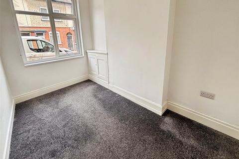 3 bedroom terraced house to rent, Bassett Street, Leicestershire LE3