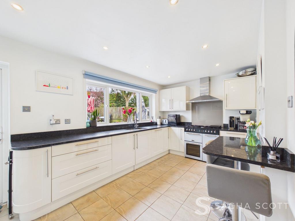 Kitchen / Breakfast Room