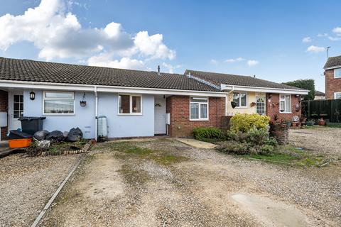 2 bedroom bungalow for sale, Bellver, Toothill, Swindon, SN5 8JX