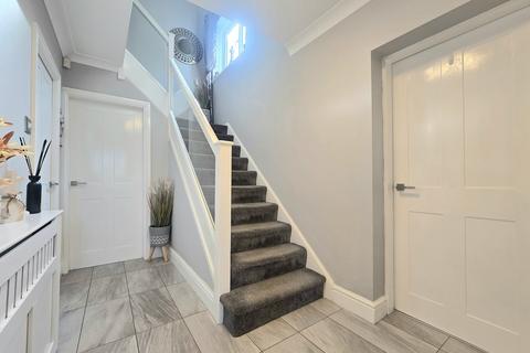3 bedroom semi-detached house for sale, Fairfield Avenue, Whickham NE16
