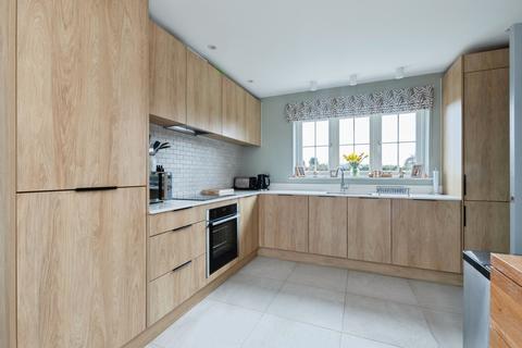 4 bedroom semi-detached house for sale, Homestead Close, CHRISTCHURCH, Dorset, BH23