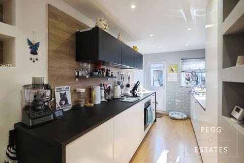 2 bedroom terraced house for sale, Babbacombe Road, Torquay, Torbay, TQ SR, Torquay