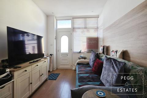 2 bedroom terraced house for sale, Babbacombe Road, Torquay, Torbay, TQ SR, Torquay