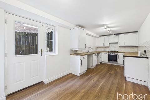 undefined, Garnqueen Crescent, Glenboig, Coatbridge, North Lanarkshire, ML5 2SY