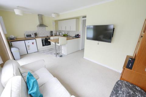 undefined, Leacroft, Staines-upon-Thames TW18