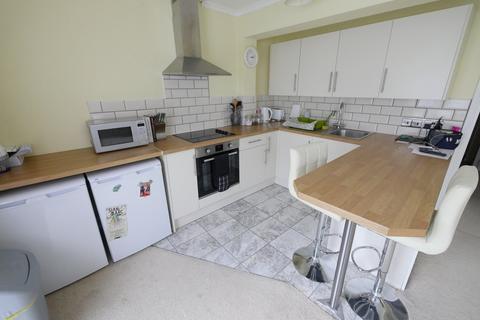 undefined, Leacroft, Staines-upon-Thames TW18