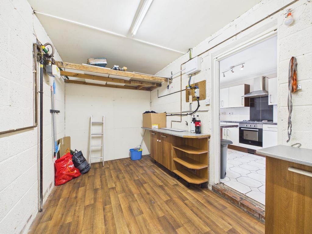 Garage (Store/Utility Area)