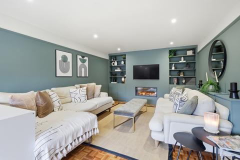undefined, Bibby Close, Corringham, Stanford-le-hope, Essex, SS17