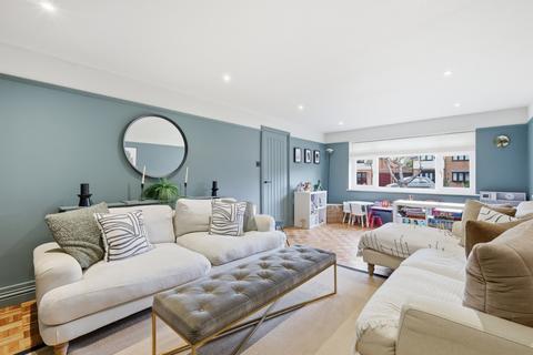 undefined, Bibby Close, Corringham, Stanford-le-hope, Essex, SS17