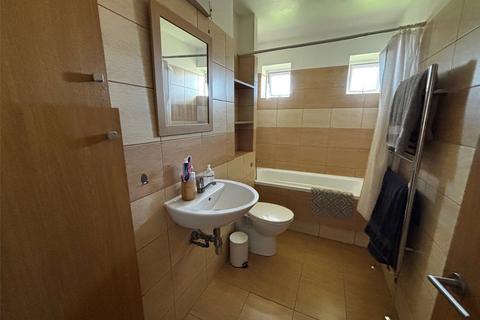 2 bedroom maisonette for sale, Thatches Grove, Chadwell Heath RM6