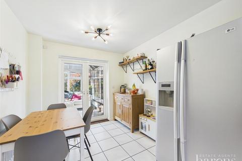 3 bedroom link detached house for sale, Rycroft Meadow, Basingstoke RG22