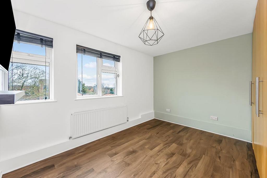 Broomhill Court-14.jpg