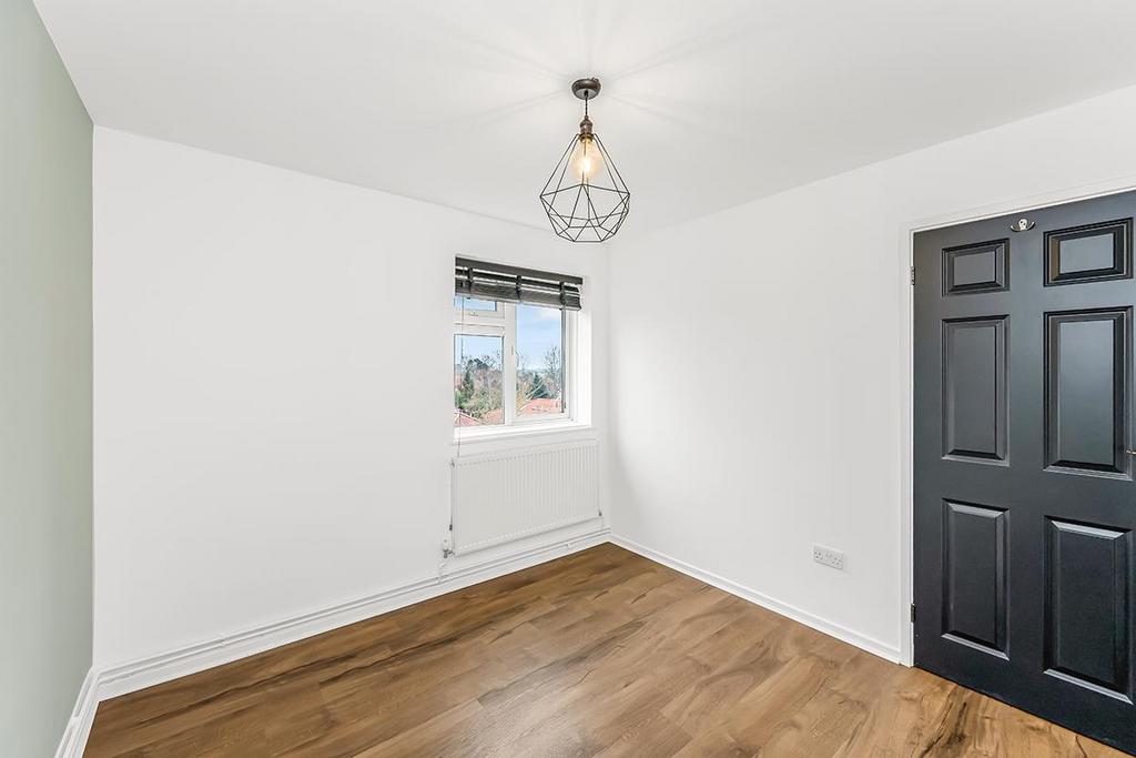 Broomhill Court-13.jpg