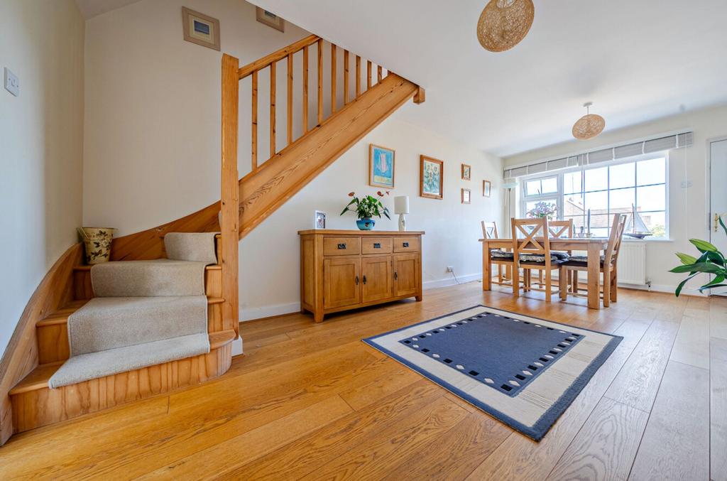 Reception/dining room