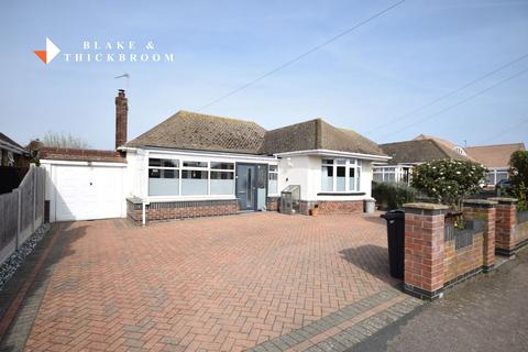 3 bedroom detached bungalow for sale, Deanhill Avenue, Clacton-On-Sea, Essex, CO15 5BA