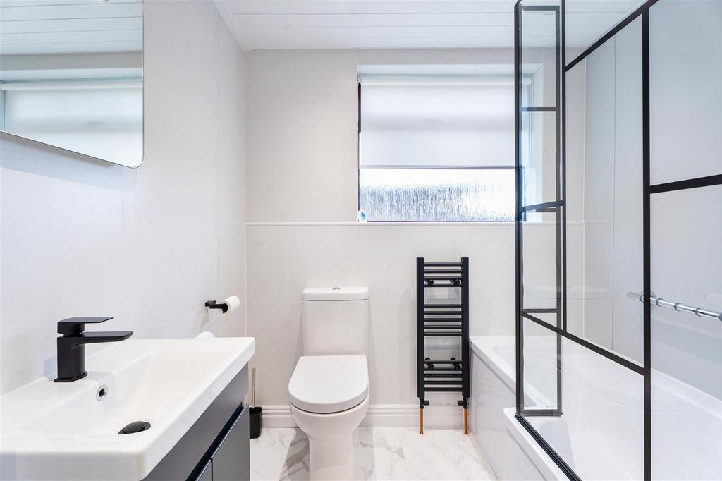 Bathroom1