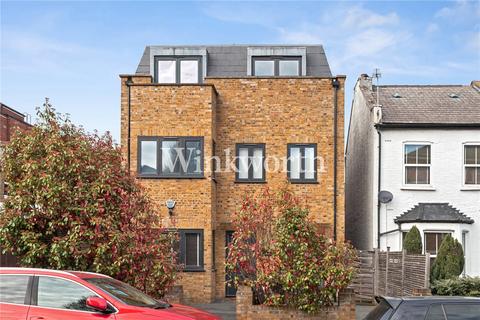 Clarence Road, London, N22