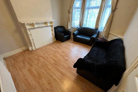 undefined, Oswald Road, Southall, UB1