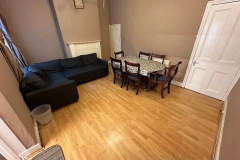 undefined, Oswald Road, Southall, UB1