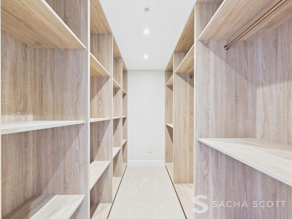 Walk in Wardrobe