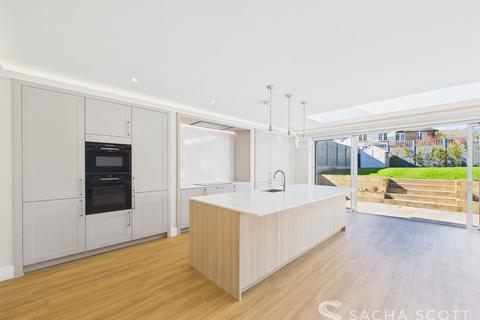 4 bedroom detached house for sale, Nork Way, Banstead, SM7