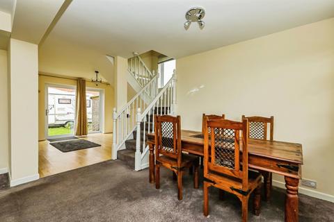 4 bedroom semi-detached house for sale, Patterdale Way, North Anston, Sheffield