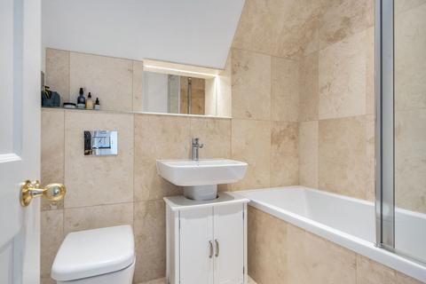 undefined, Kings Drive, Midhurst GU29