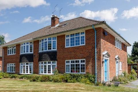 undefined, Kings Close, Lyndhurst, SO43