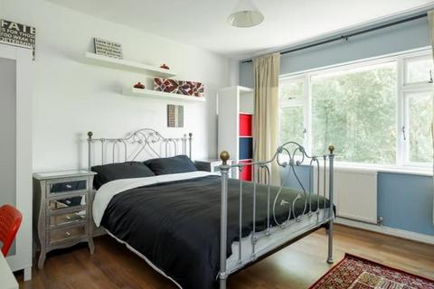 undefined, Kings Close, Lyndhurst, SO43