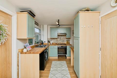 undefined, Harrow Drive, BURTON-ON-TRENT