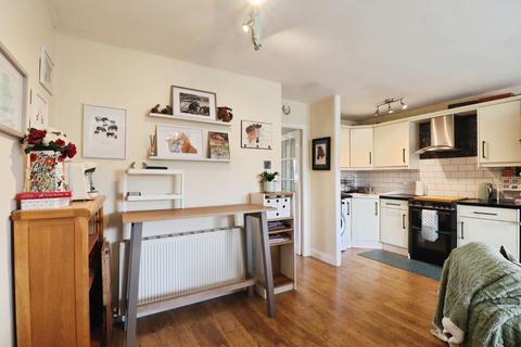 2 bedroom flat for sale, 126 Church Lane, Doncaster, DN4