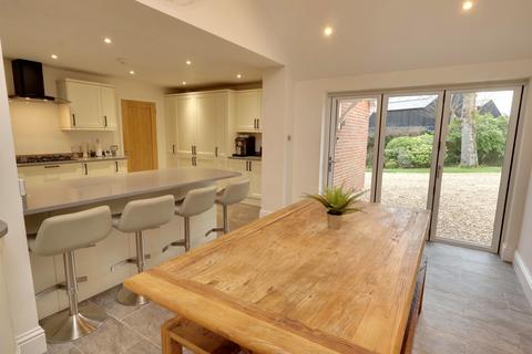 undefined, BELL HILL, PETERSFIELD