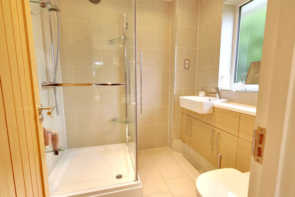 Ensuite