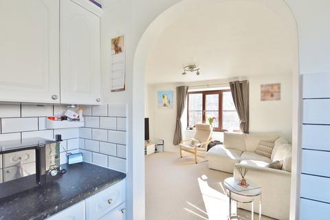 2 bedroom apartment for sale, Barkus Way, Stokenchurch