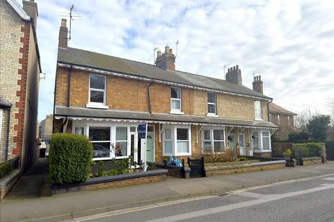 2 bedroom house for sale, West Avenue, Filey