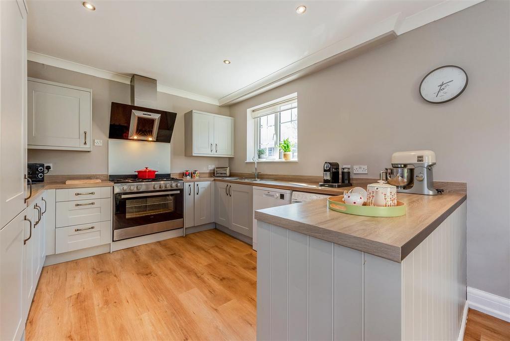 Kitchen/Breakfast Room