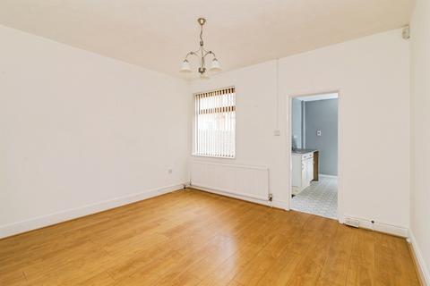 3 bedroom house to rent, Selby Street, LOWESTOFT