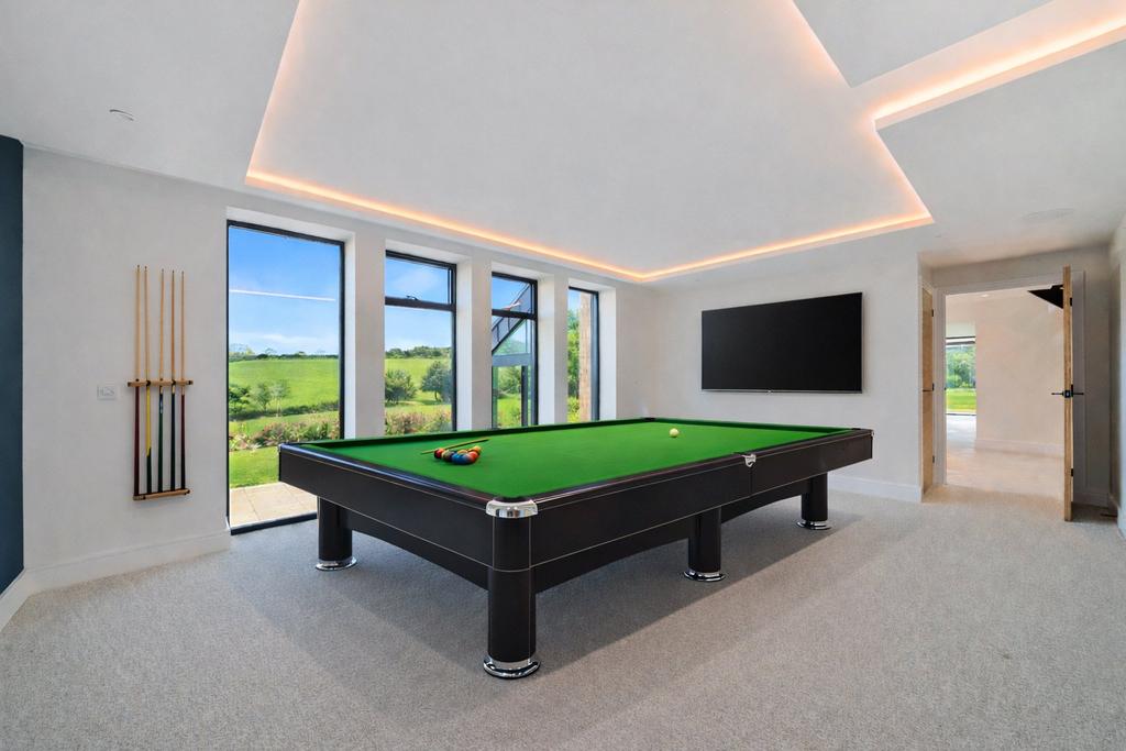 Cinema/Games Room