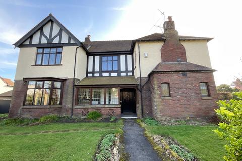 4 bedroom detached house for sale, Hesketh Road, Southport PR9