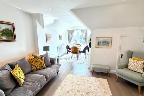 2 bedroom apartment for sale, Abbey Road, Llandudno