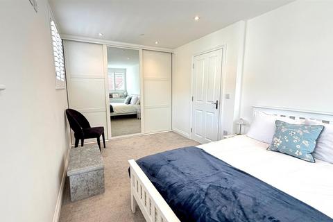 2 bedroom apartment for sale, Abbey Road, Llandudno