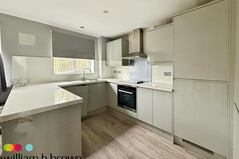 undefined, Crest Avenue, Grays, Essex