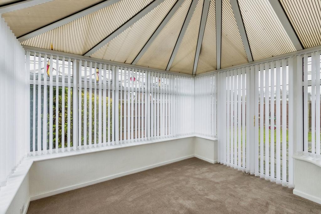 House in Leeds, Monkswood, West Yorkshire - View 5