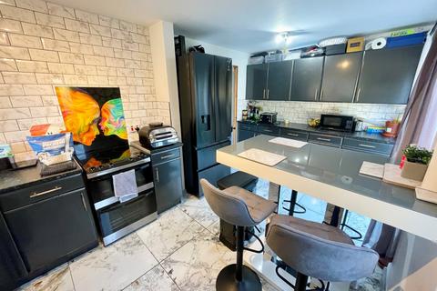 undefined, Bransdale Close, Wolverhampton, West Midlands, WV6
