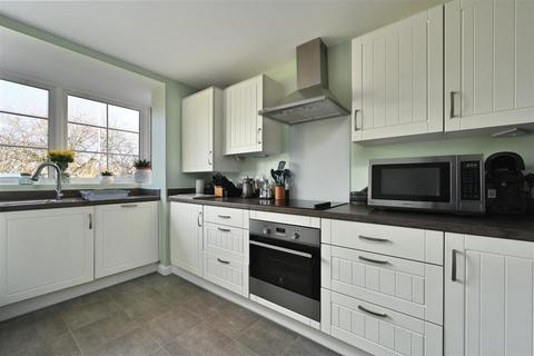 4 bedroom house for sale, Well Wish Drive, Bexhill-On-Sea