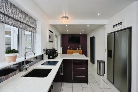 undefined, Bracken Way, Elland