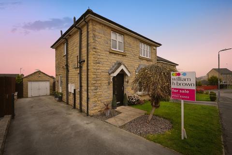 3 bedroom detached house for sale, Bracken Way, Elland