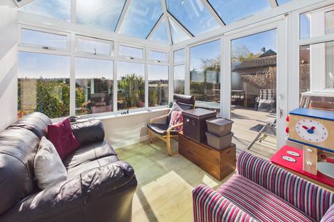3 bedroom semi-detached house for sale, Holmesdale Road, Dronfield, Derbyshire, S18